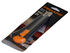 Cutter FISKARS corps plastique, rail métallique, lame ajustable